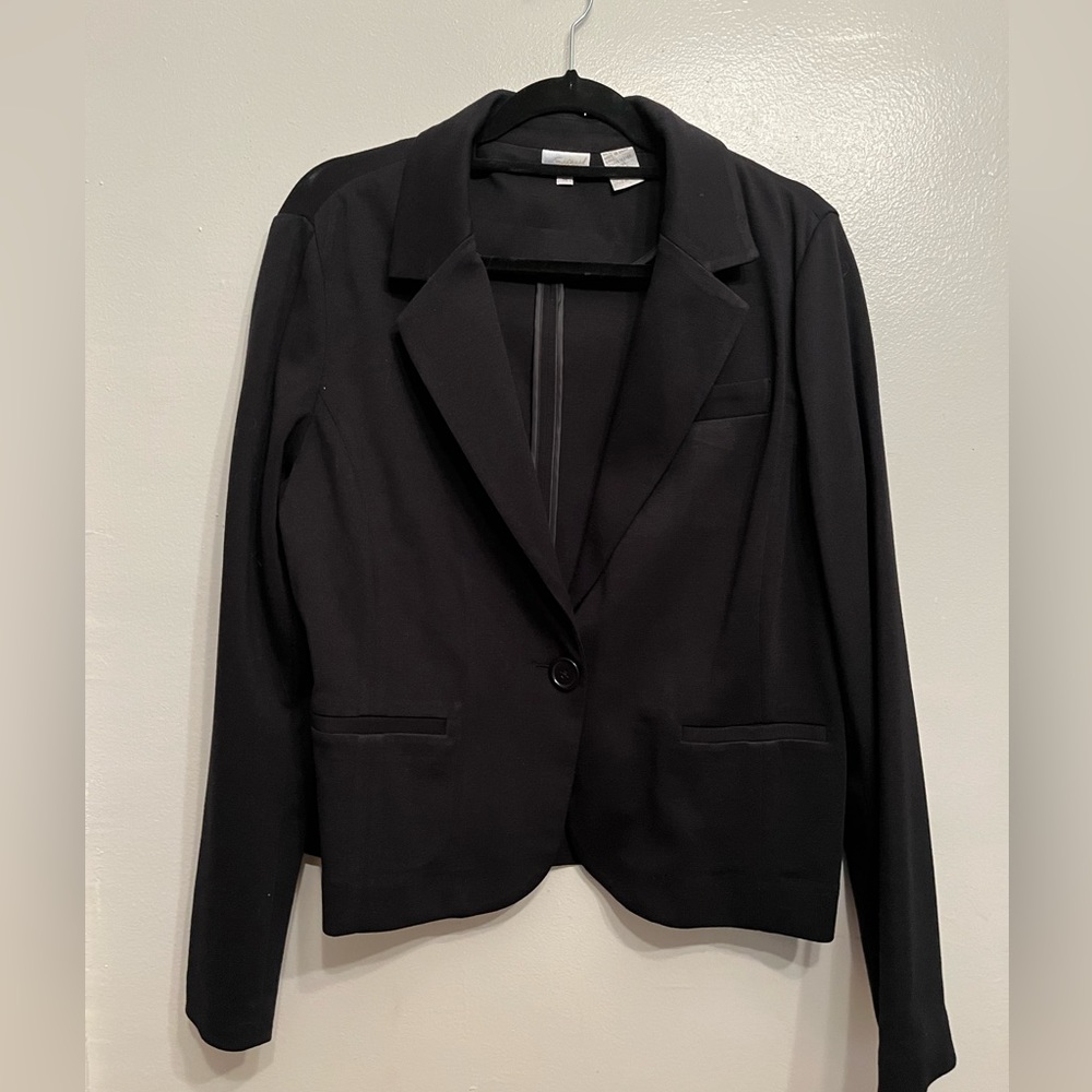 Like Ponte knit one button black blazer